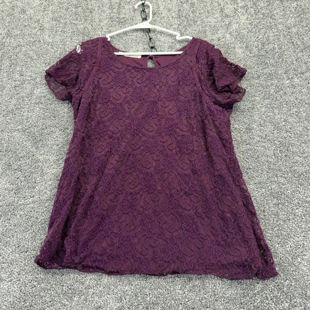 Maurices Lace Top Womens 0 Purple Short Sleeve Floral Keyhole Back Blouse